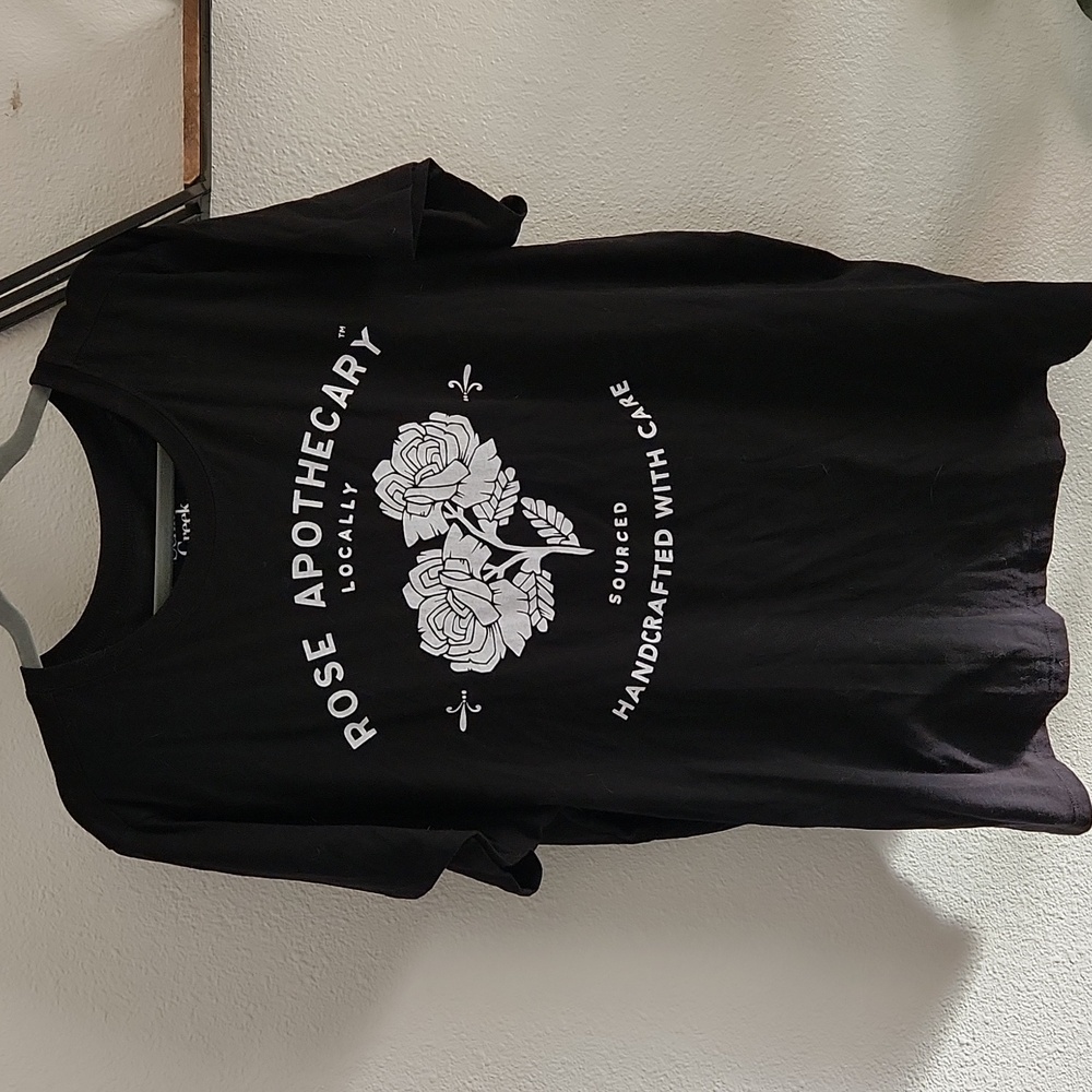 Torrid 3 Black Schitt's Creek Tee